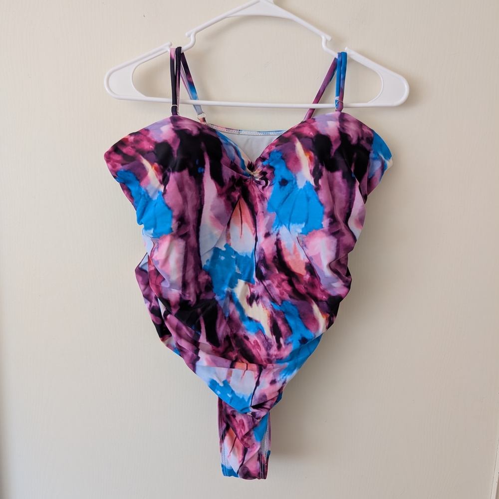 Matte Collection Womens XL One Piece Swimsuit NWOT Swimwear Vacation Beach Pool